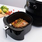Freidora-de-Aire-Grande-Black-Decker-de-3-5-Litros-Fr-e-y-Hornea-sin-aceite-HF3003B-5-44953