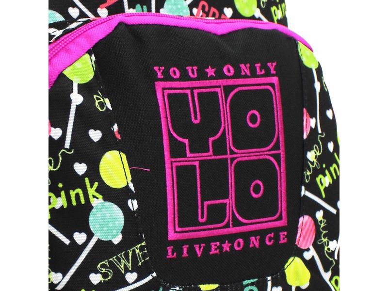 Mochila-Juvenil-Yolo-con-Malla-en-los-Laterales-para-llevar-Botella-y-Compartimiento-Interno-para-Laptop-Estampado-Color-Negro-5-56212