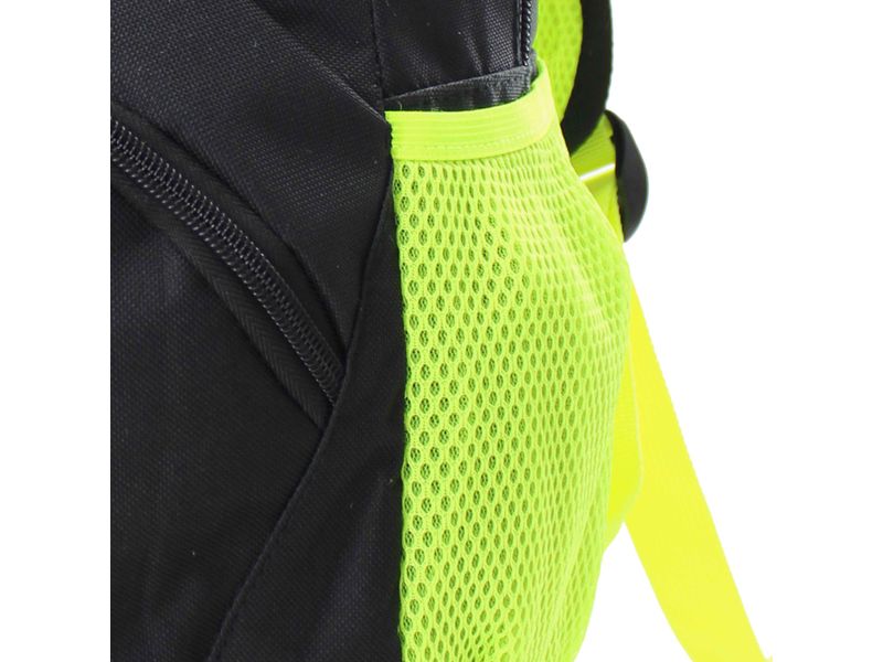 Mochila-Juvenil-Fila-con-Malla-en-los-Laterales-para-Llevar-Botella-y-Compartimiento-Interno-para-Laptop-Color-Negro-con-Amarillo-2-55720