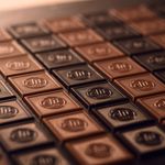 Chocolate-Eli-Medall-n-Caja-Dorada-288g-4-45466