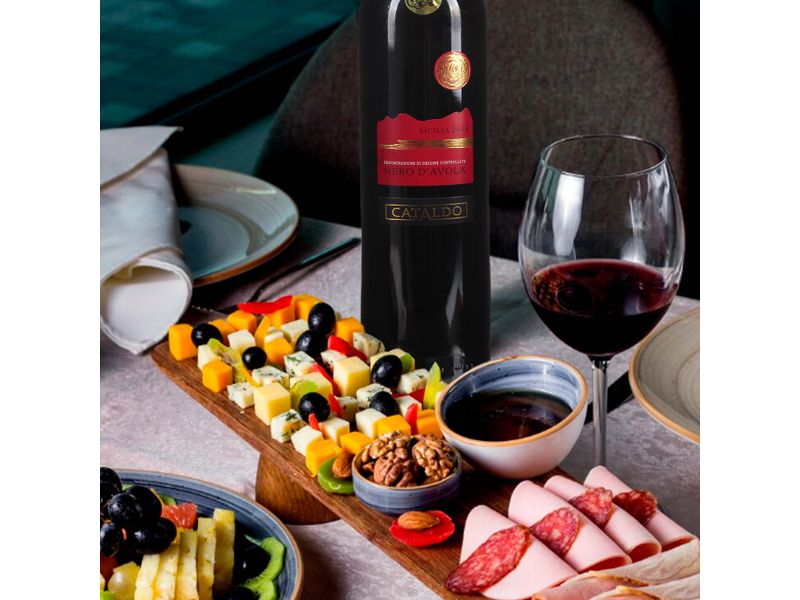 Vino-Campagnola-Cataldo-Nero-750ml-4-47346