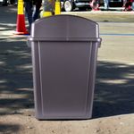 Basurero-Con-Tapa-42Lts-Papel-Gris-3-33856