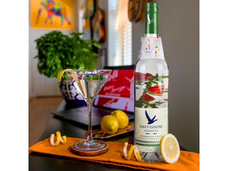 Vodka-Grey-Goose-Watermelon-Basil-750ml-4-50925