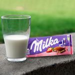 Yogurt-Milka-Strawberry-100gr-4-45413