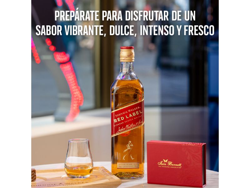 Whisky-Johnnie-Walker-Red-750ml-7-9955.jpg