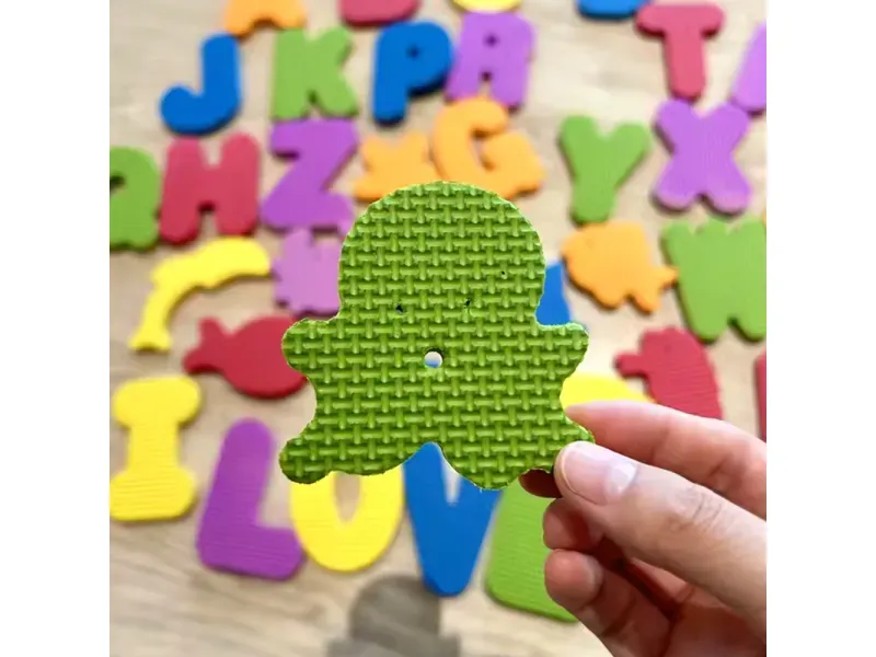 GTIN-0627735104539-04